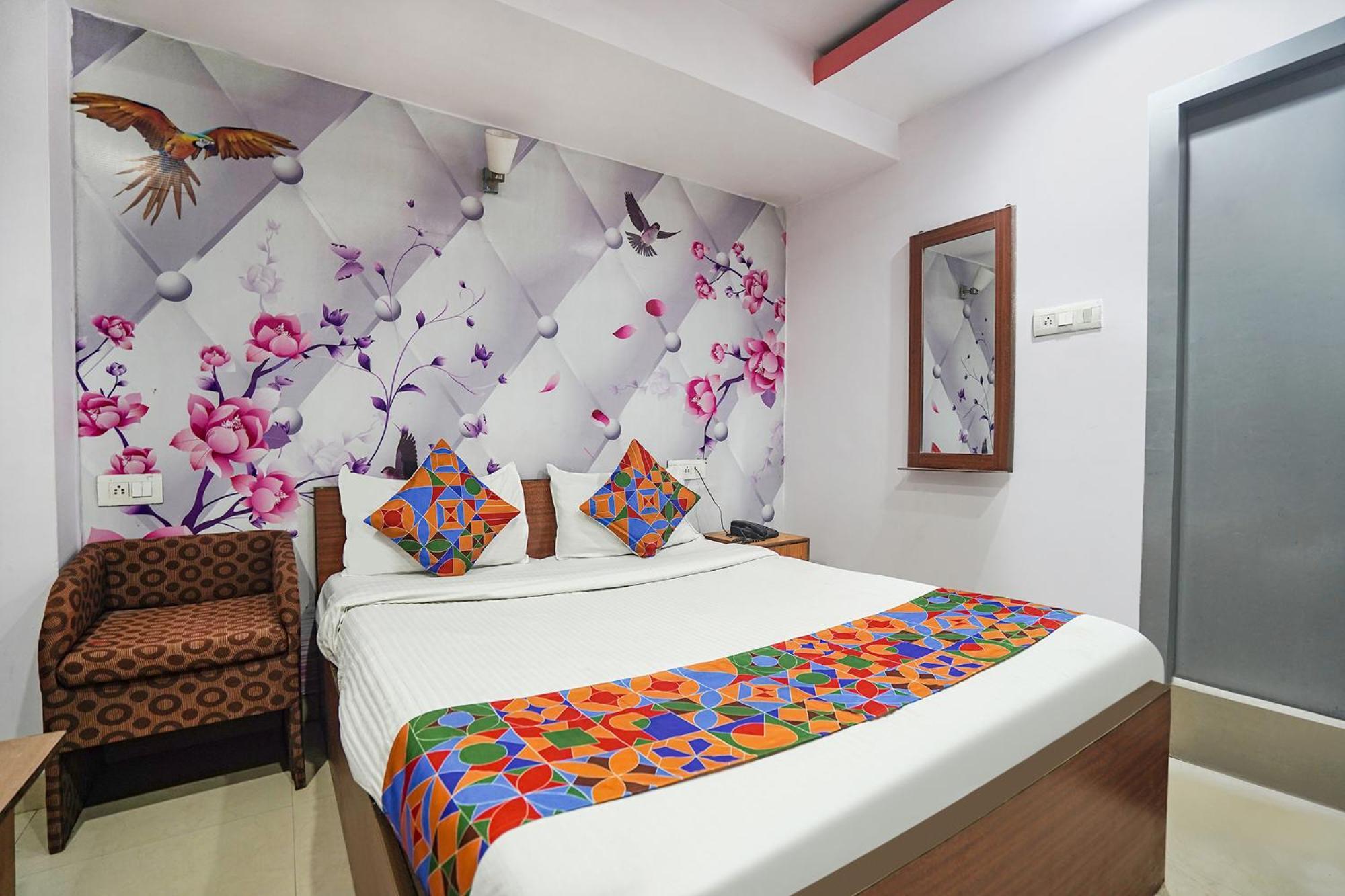 Fabexpress R Inn - Nr Prayagraj Railway Station Muthiganj Exterior photo