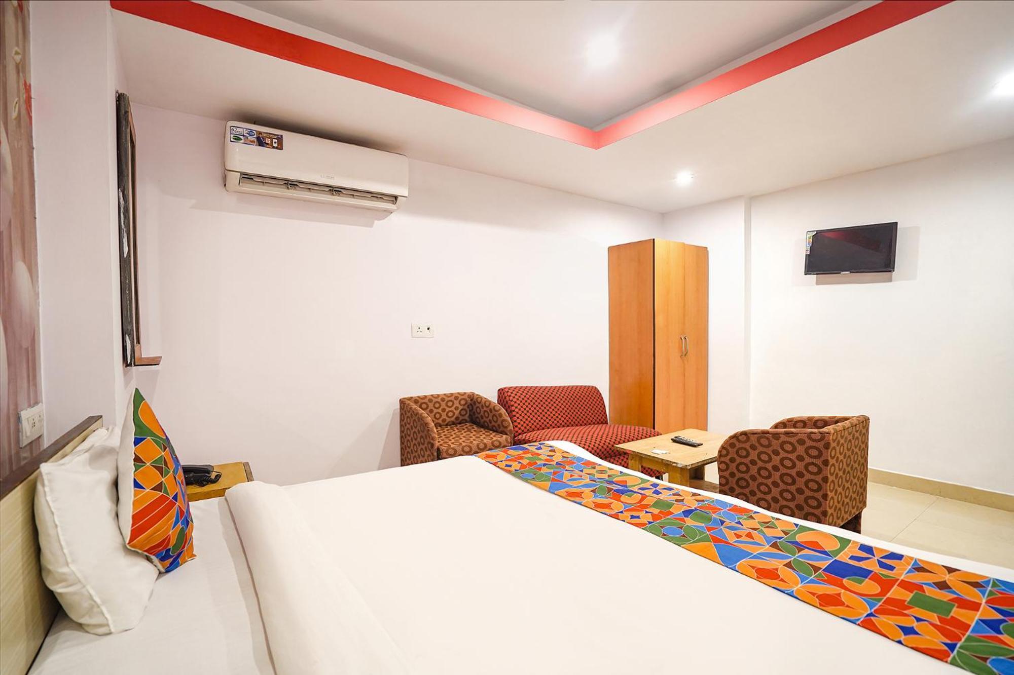 Fabexpress R Inn - Nr Prayagraj Railway Station Muthiganj Exterior photo